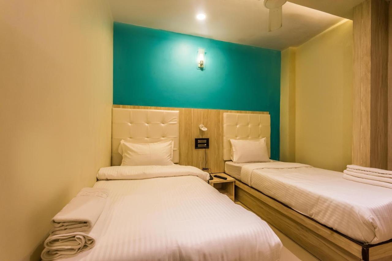 Hotel Atlas Grand Andheri East Mumbai Exterior foto