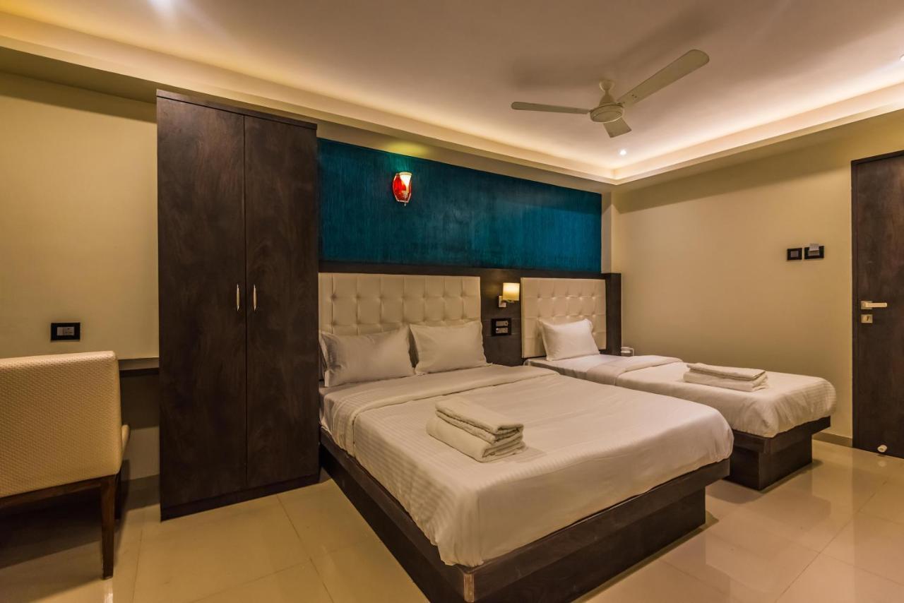 Hotel Atlas Grand Andheri East Mumbai Exterior foto