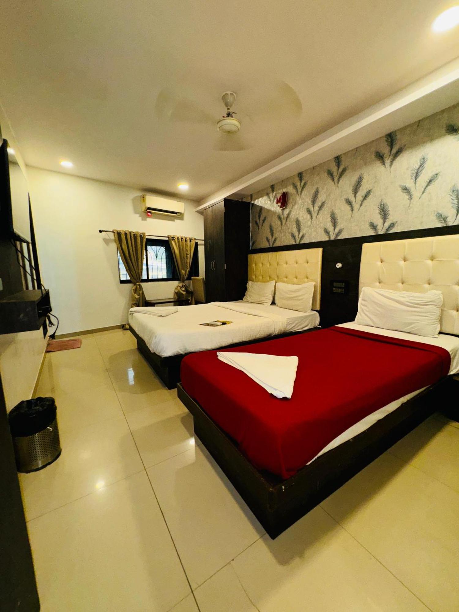 Hotel Atlas Grand Andheri East Mumbai Exterior foto